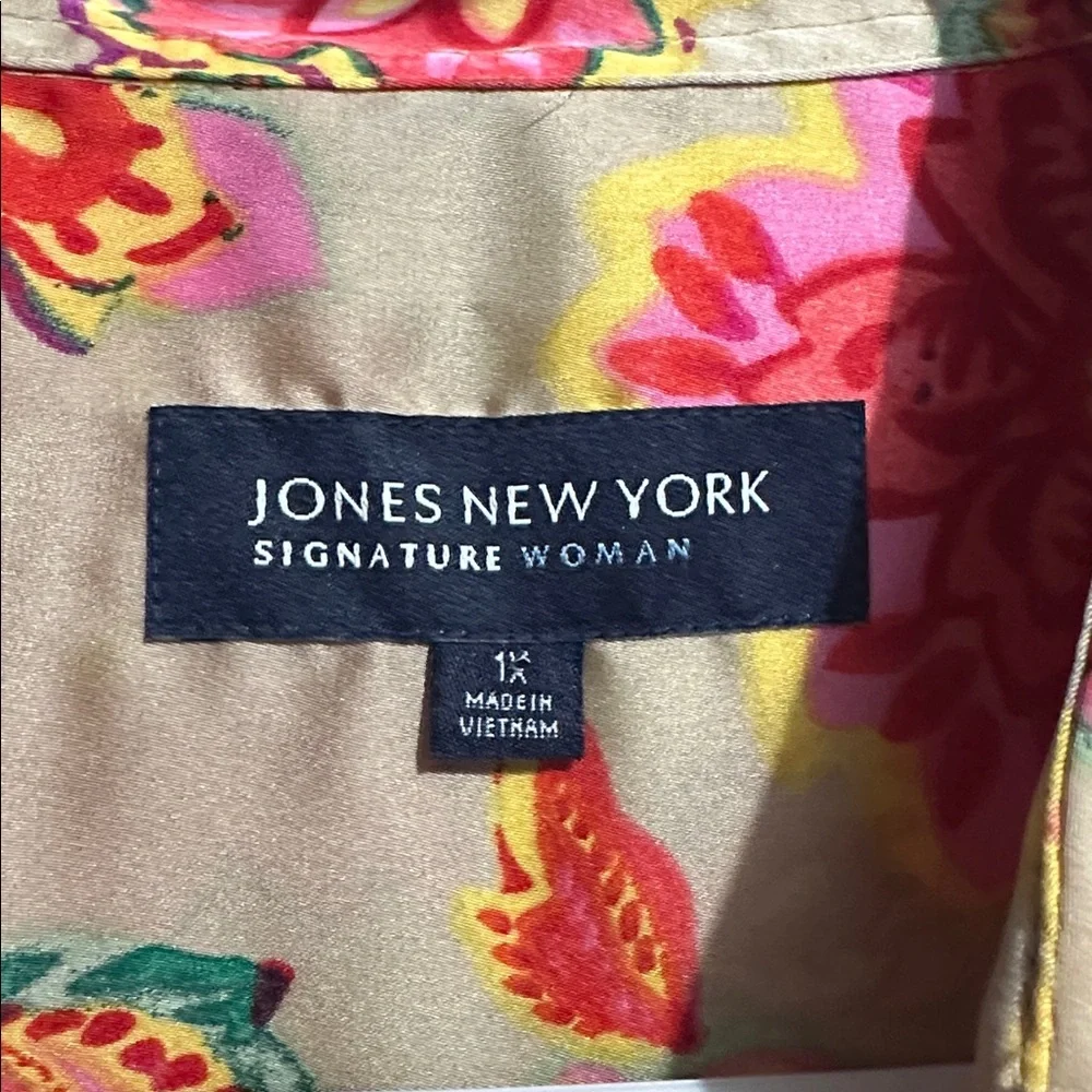 Jones New York woman camel Floral silky Blouse - Picture 2 of 8